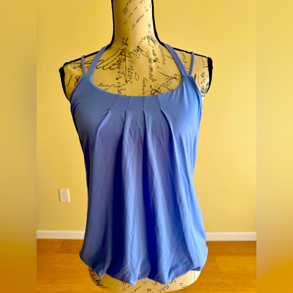 Lululemon No Limits Tank Periwinkle Size 8/M